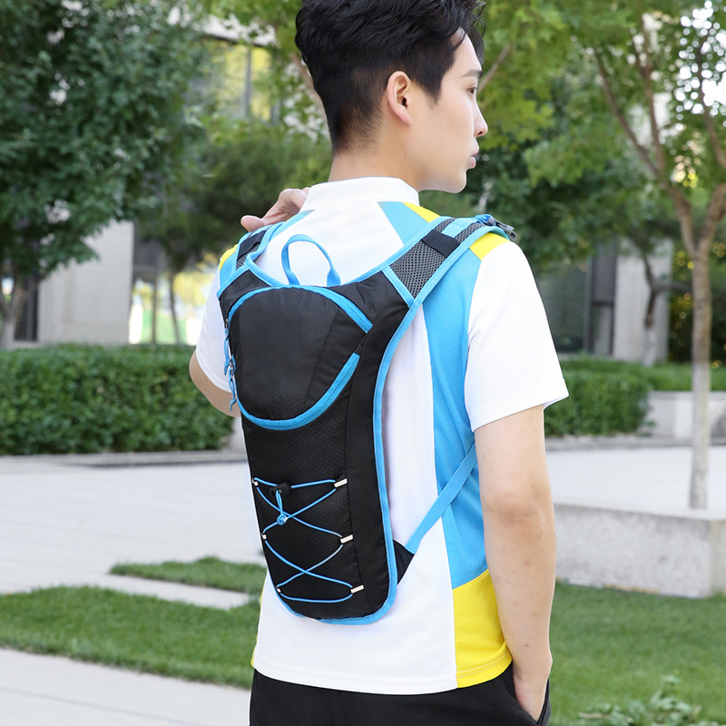 حقيبة ركوب الدراجات في الهواء  - مراجعة Mountain Biking Backpack وسعره